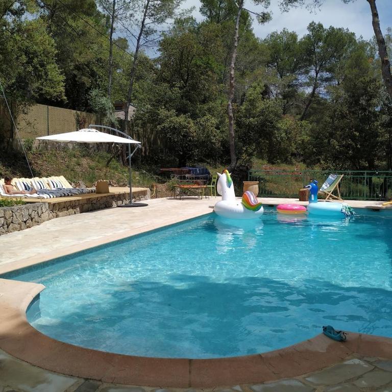 Spacious villa pool sea view 7 people 4 bedrooms - Villa - 28