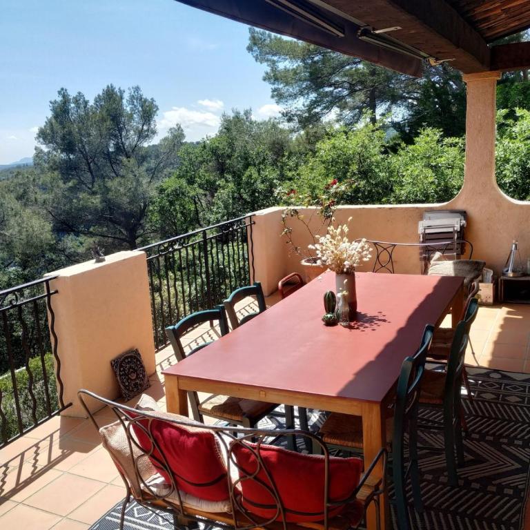 Spacious villa pool sea view 7 people 4 bedrooms - Villa - 31