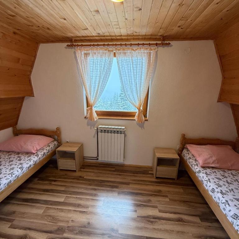 Planinska kuća Džoni - Three-Bedroom Apartment - 5