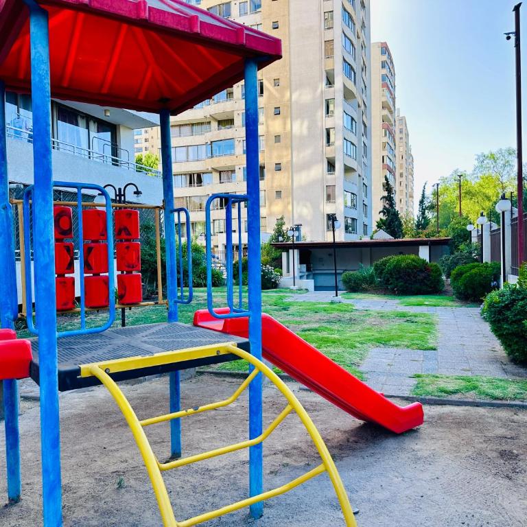 Departamento en Santiago cercano a aeropuerto y metro - Apartamento de 3 dormitorios con vistas - 42