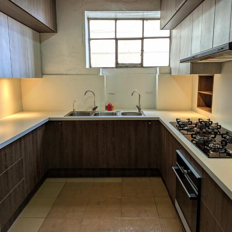 La Regina - Double Room with Shared Bathroom - 13