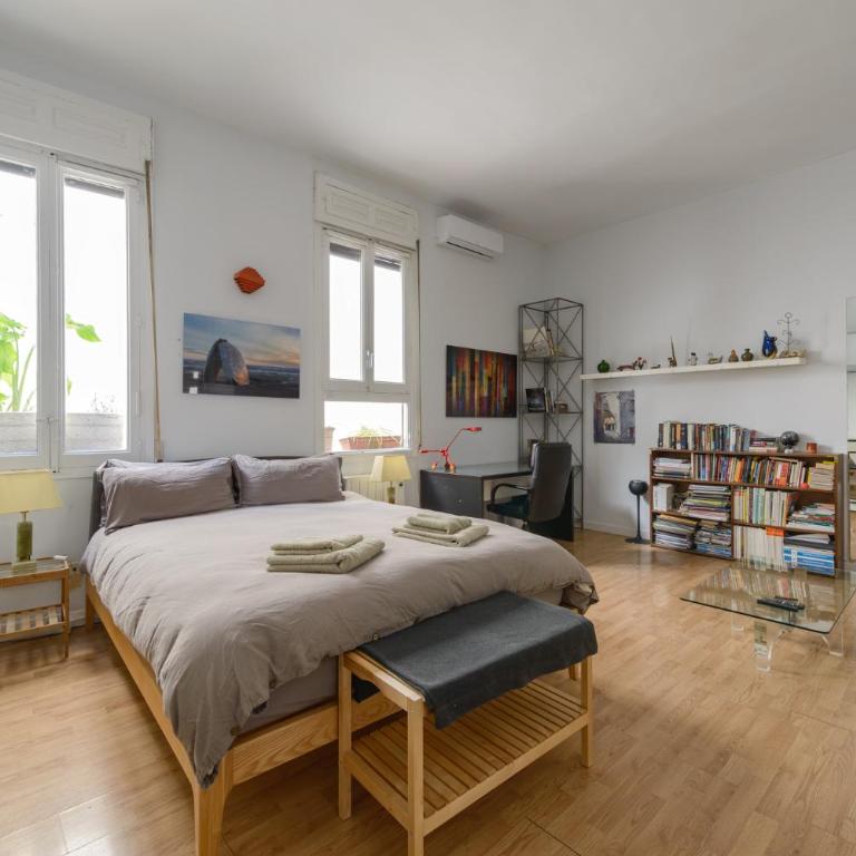 GRAN VIA-SOL SPACIOUS APARTMENT 3 Bedrooms & 2 WCs - Three-Bedroom Apartment - 12