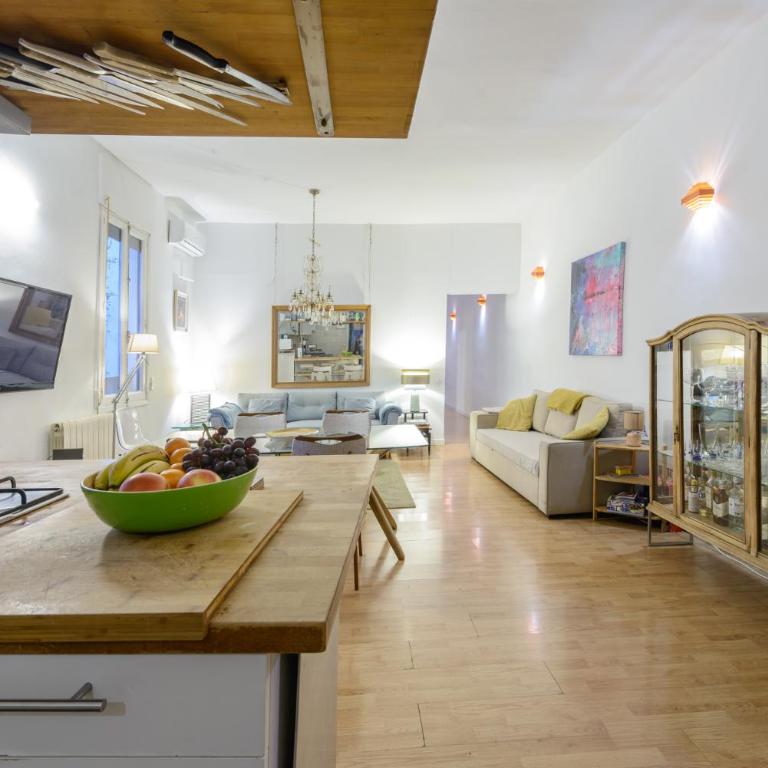 GRAN VIA-SOL SPACIOUS APARTMENT 3 Bedrooms & 2 WCs - Three-Bedroom Apartment - 8