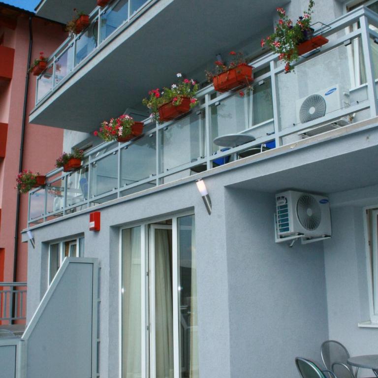 Hotel Villa Harmony - Panoramic View & Free Parking - Deluks Trokrevetna Soba - 5