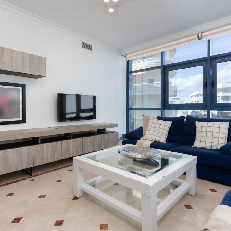 4A MTR - Marbella Temporary Rent Moderno Apartamento 2 dormitorios Av del Mar - Two-Bedroom Apartment with Balcony and Terrace - 9