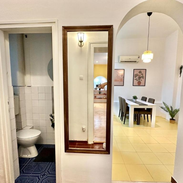 Skadarlija Retro Charming Apartment - One-Bedroom Apartment - 2