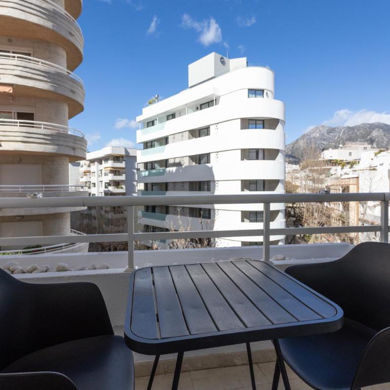 4A MTR - Marbella Temporary Rent Moderno Apartamento 2 dormitorios Av del Mar - Two-Bedroom Apartment with Balcony and Terrace - 11