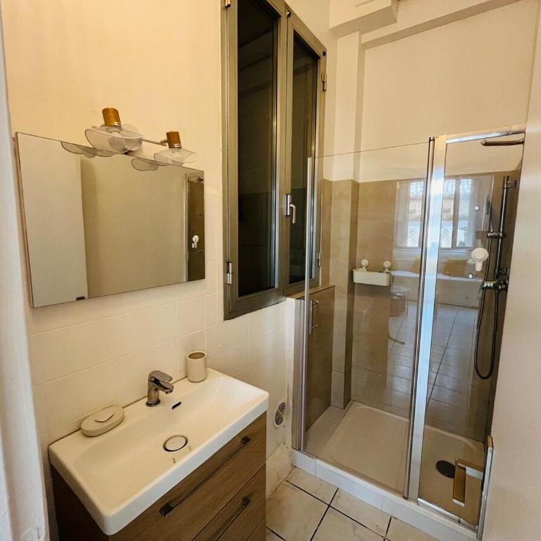 Spacious and Modern Studio - Apartment mit 1 Schlafzimmer - 8