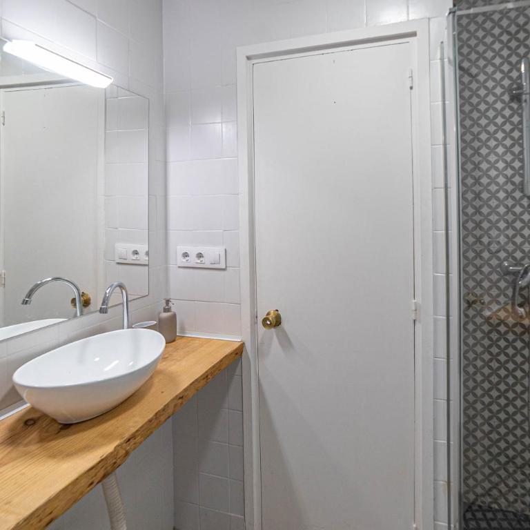 Welcomy Sant Andreu - One-Bedroom Apartment - 12