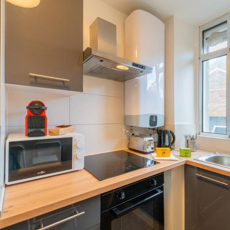 Merles 15 RDC Centre Mulhouse Stationnement - Apartamento de 1 dormitorio - 4