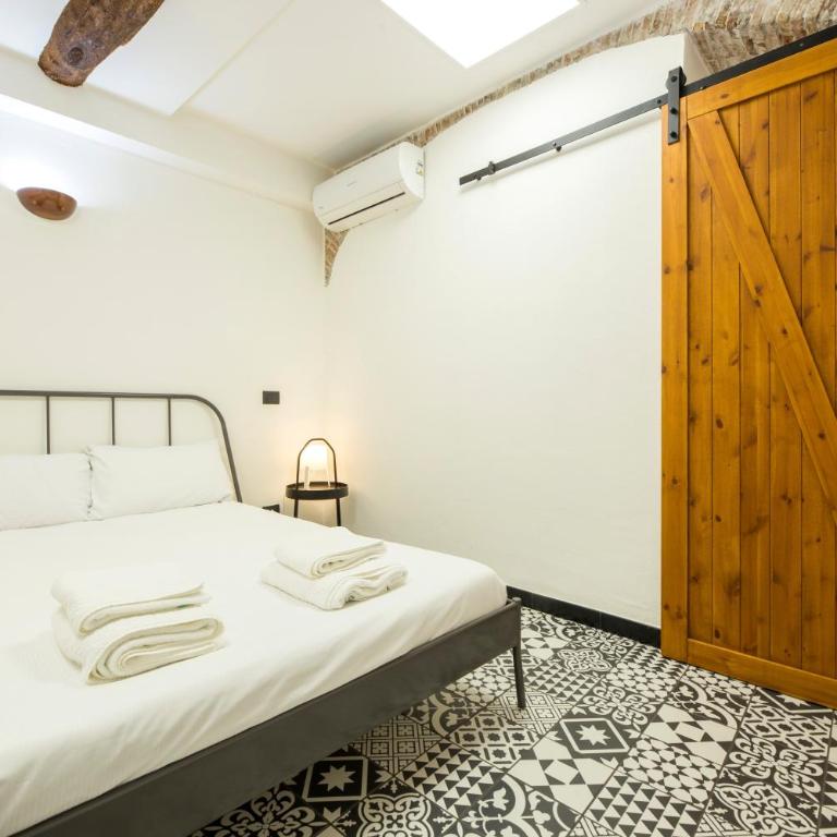 Aquarium 1', 2BR, Family, AC & Wifi By Tilo - Two-Bedroom Apartment - 5