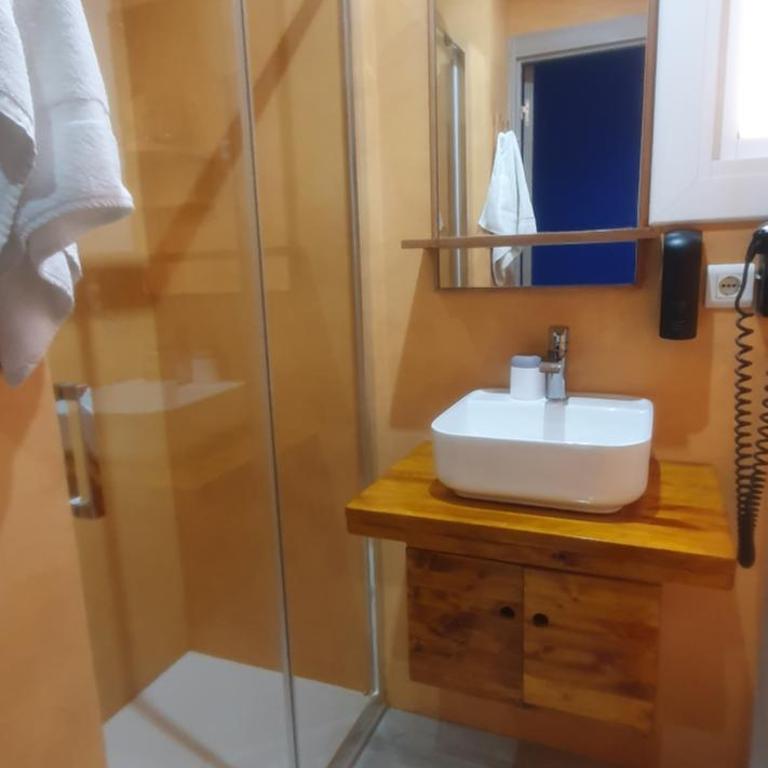 Apartamento Rosellón - Two-Bedroom Apartment - 47