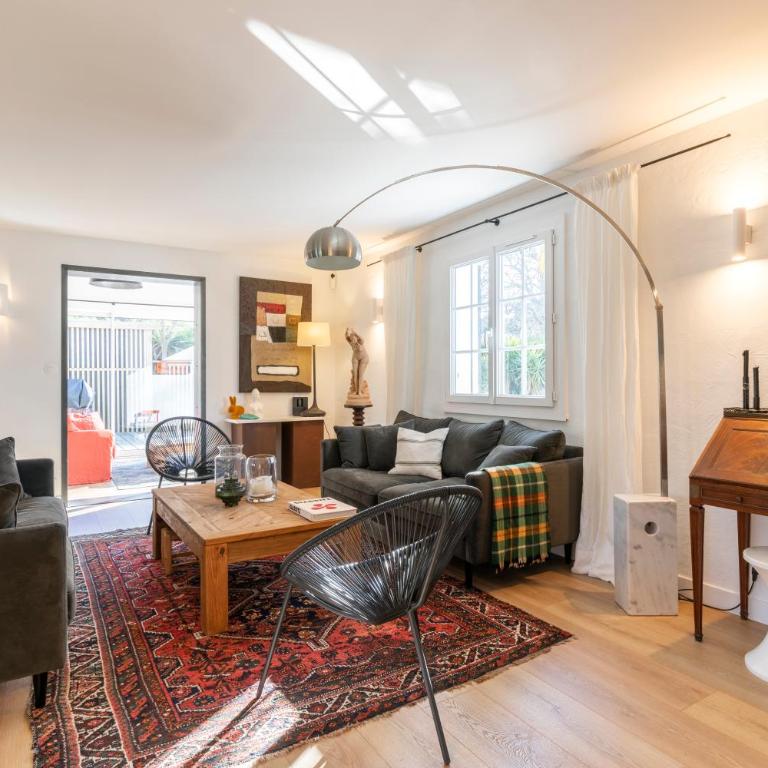 Magnifique maison basque avec piscine 8 pers- Biarritz - Vacation Home - 8