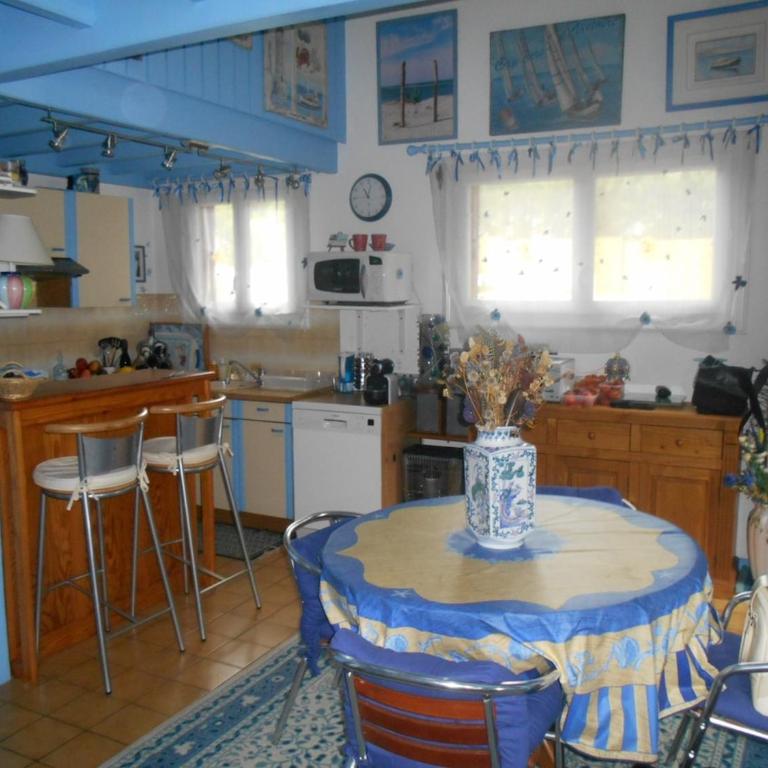 Petite maison bleue Dune du Pyla 4 personnes 2 vélos - Casa con 1 Camera da Letto - 3