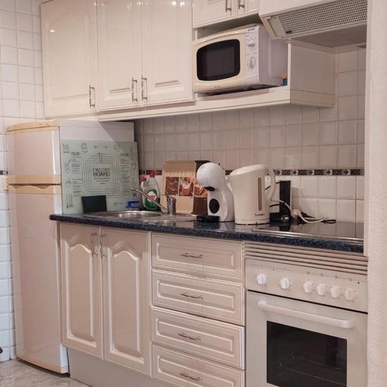 Best4Buck - Apartamento de 1 dormitorio - 3