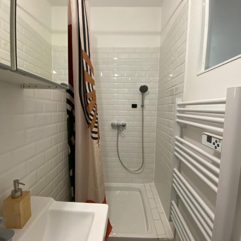 Appartement proche du port - Apartamento de 2 dormitorios - 10