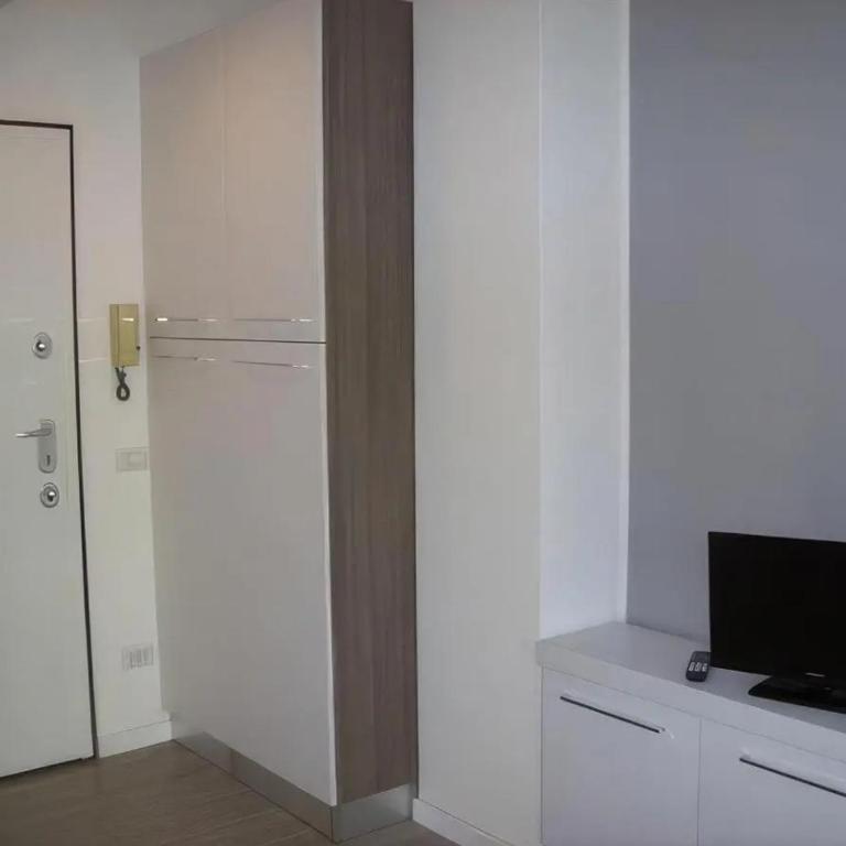 Grazioso Monolocale in Via Calzecchi Milano - Appartamento con 1 Camera da Letto - 4