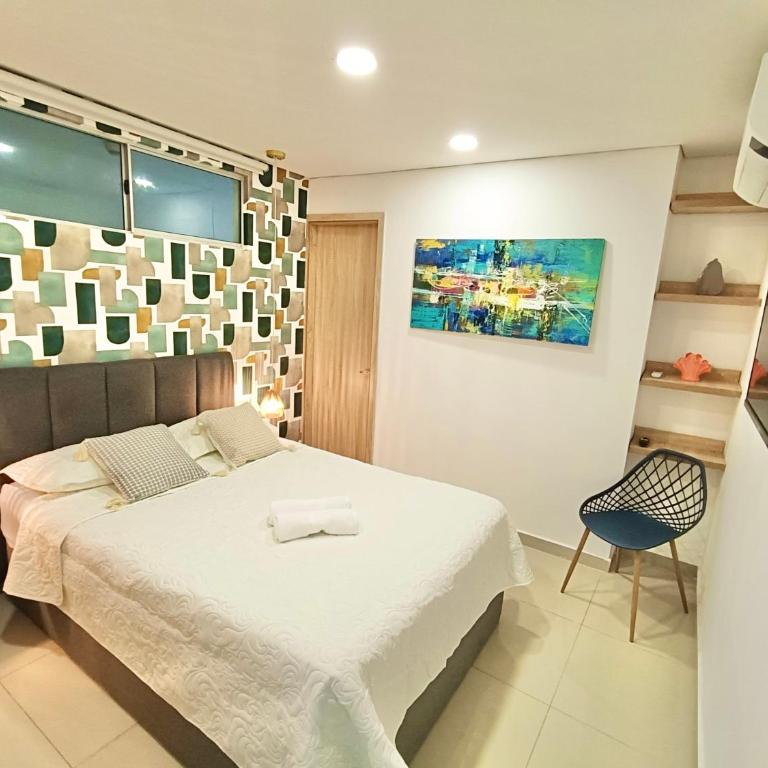 Relax & Sunsets,near beach & historic center - Three-Bedroom Apartment - 17