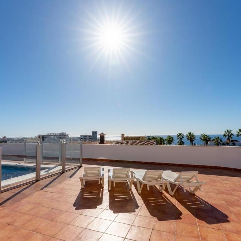 Villa Evita Private Pool, Jacuzzi & Sea views - Villa - 12