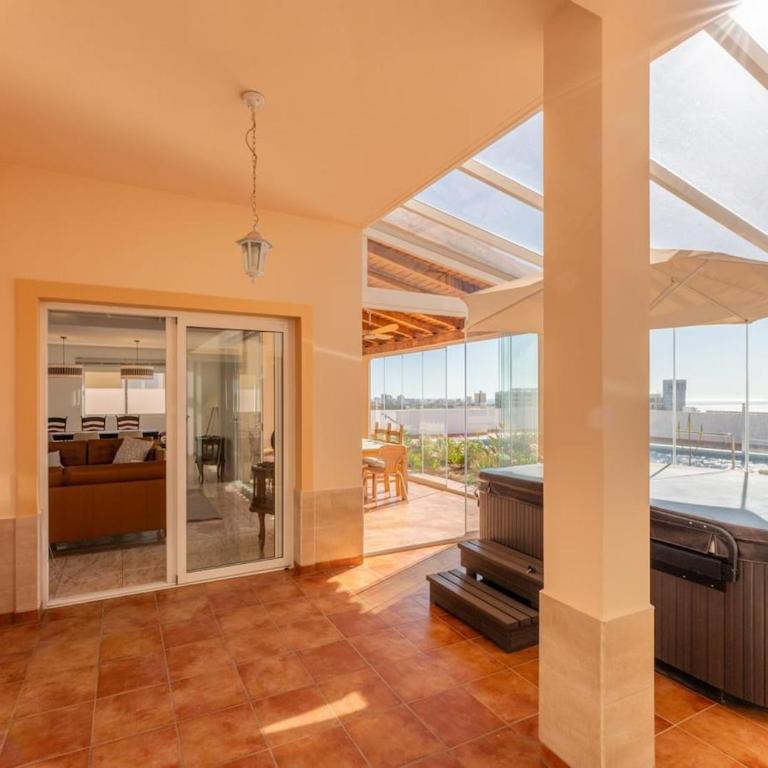 Villa Evita Private Pool, Jacuzzi & Sea views - Villa - 15