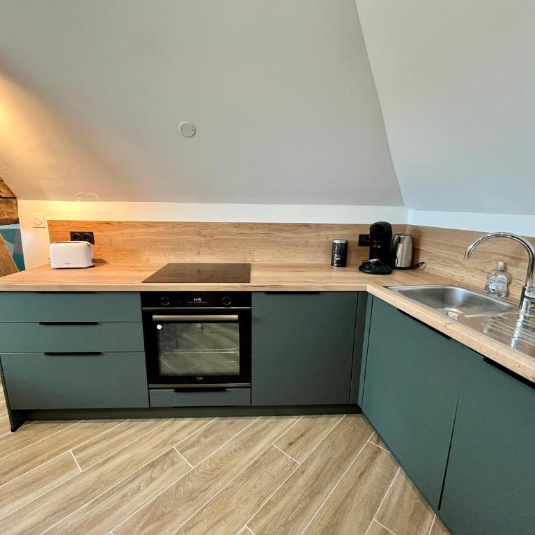 T3 climatisé face Loire et château l'appart du 4-1 - Two-Bedroom Apartment - 3