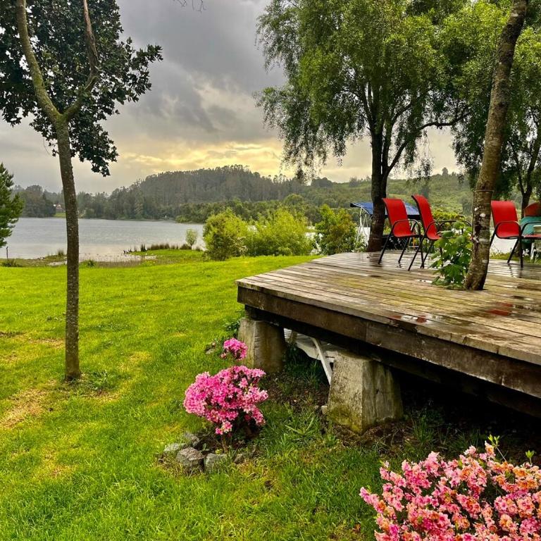 La Casa Del Lago - Three-Bedroom House - 1