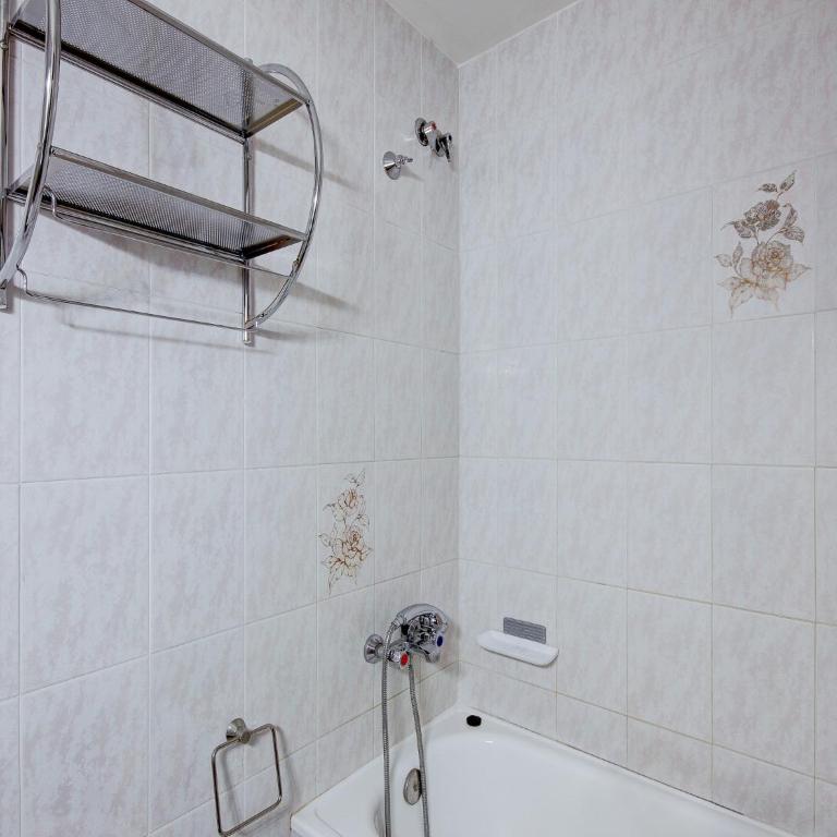 Apartment in Roses near Sand Beach - Two-Bedroom Apartment - 24