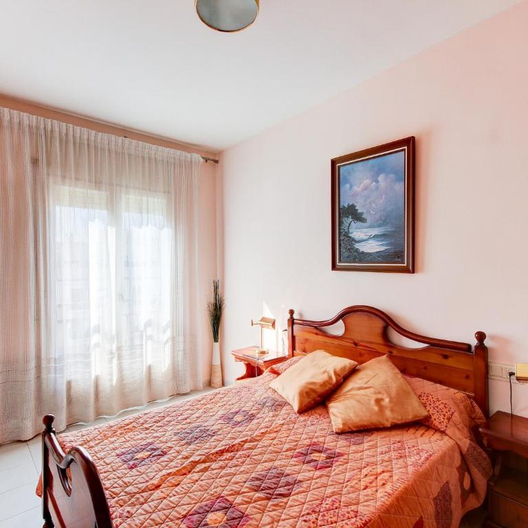Apartment in Roses near Sand Beach - Two-Bedroom Apartment - 17