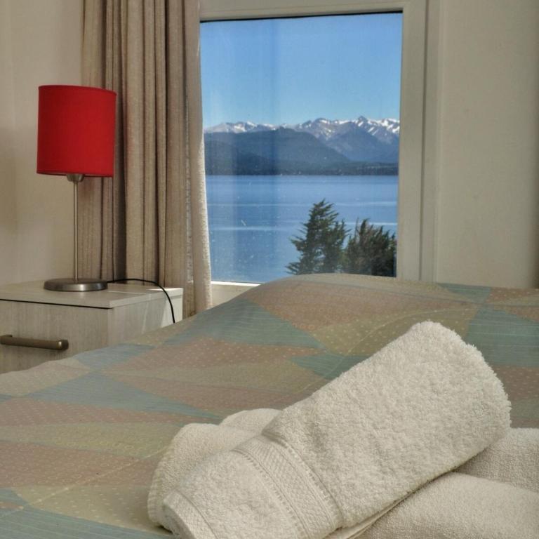 Deleitate con las vistas en pleno centro de Bariloche - Apartamento de 2 dormitorios - 35