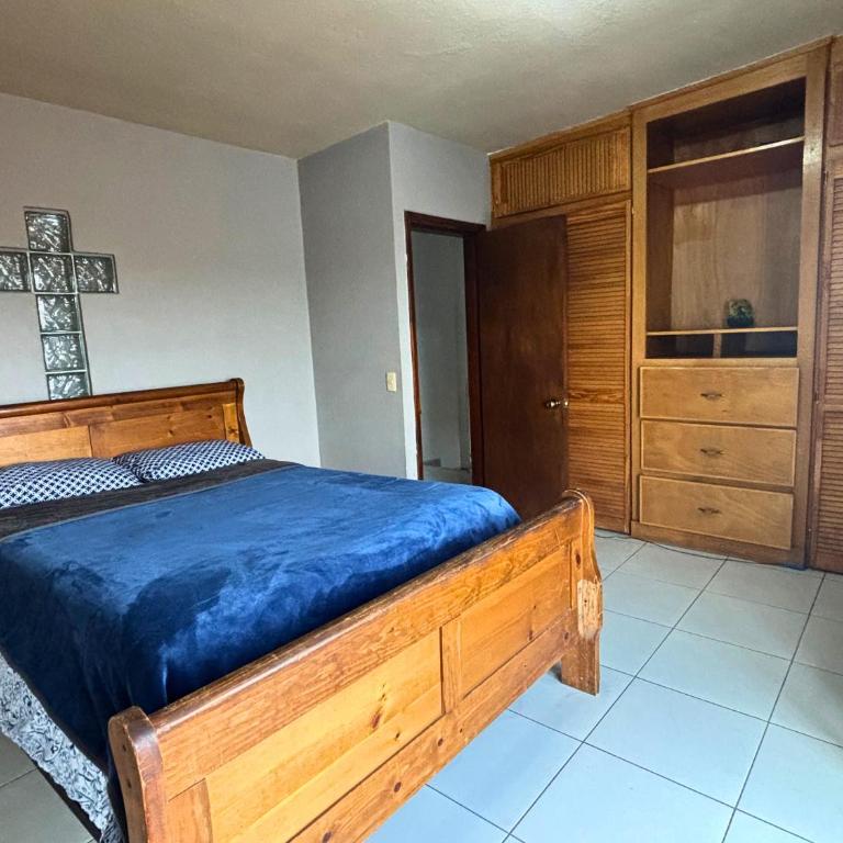 Spacious Rooftop House w/ King Bed - Three-Bedroom House - 2