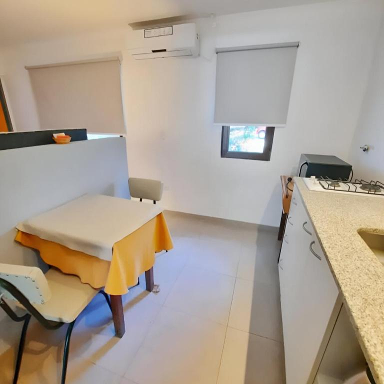 Apart Centro Zazu - Apartamento Estudio - 4