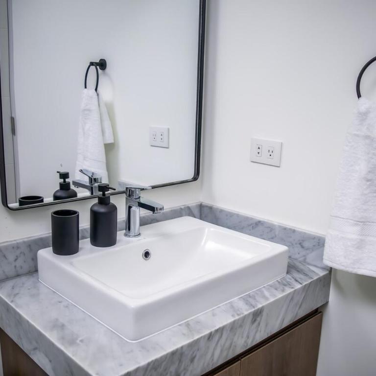 Well-Located and Modern Apartment in Barranco - One-Bedroom Apartment with Balcony - 26