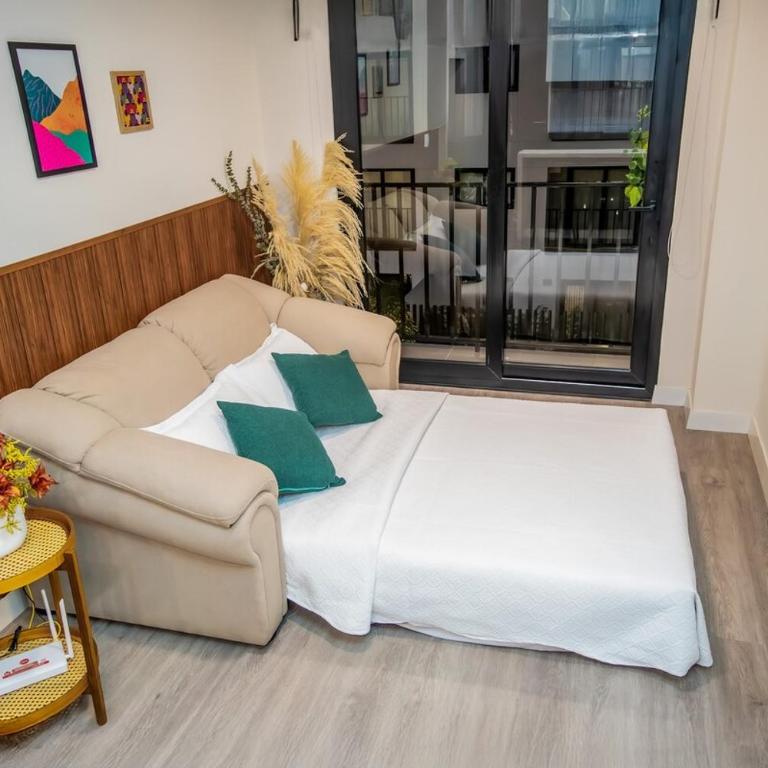 Well-Located and Modern Apartment in Barranco - One-Bedroom Apartment with Balcony - 14