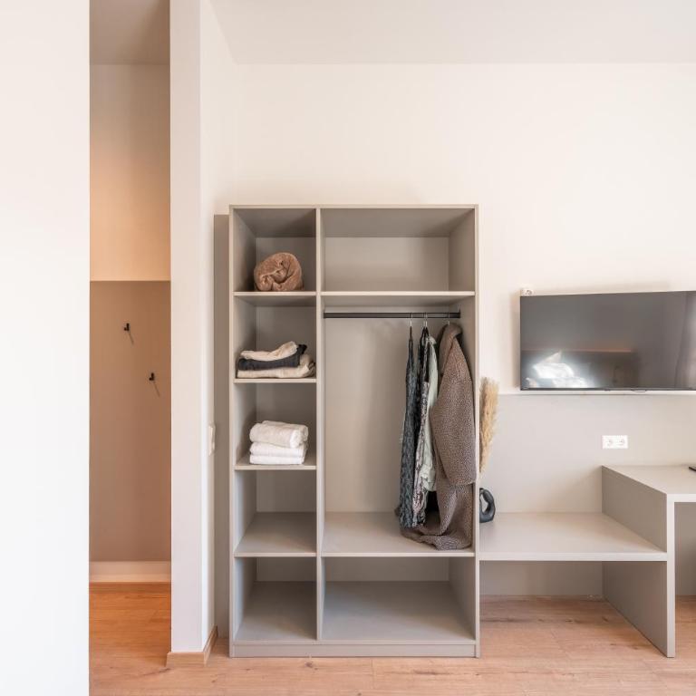 AmRain Boardinghouse - Doppelzimmer mit Gartenblick - 2