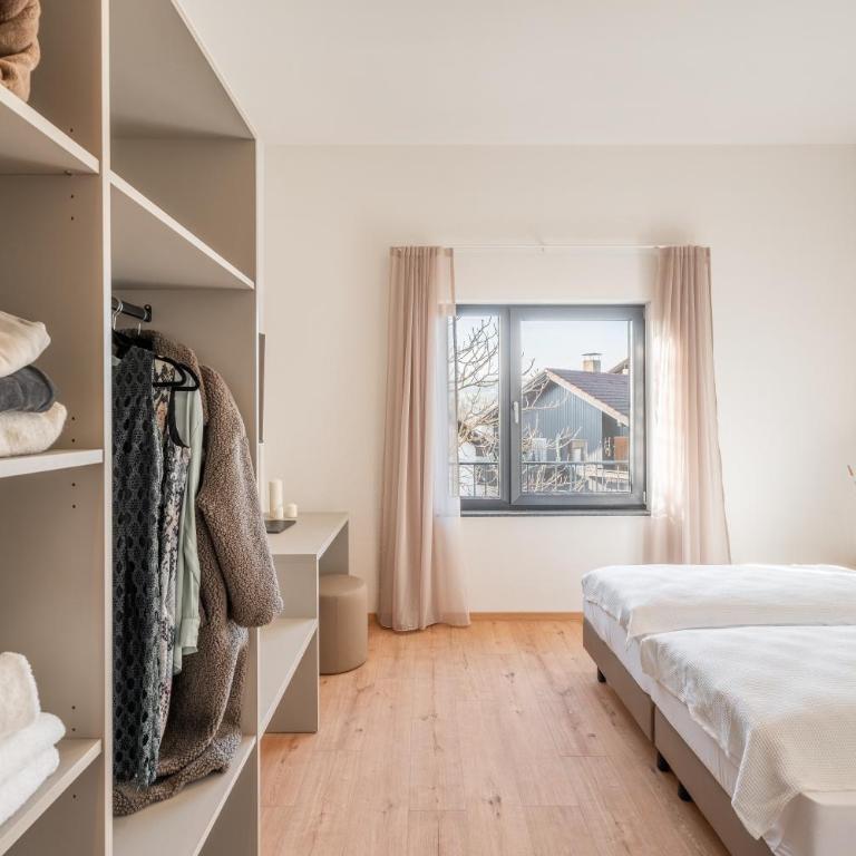 AmRain Boardinghouse - Doppelzimmer mit Gartenblick - 1