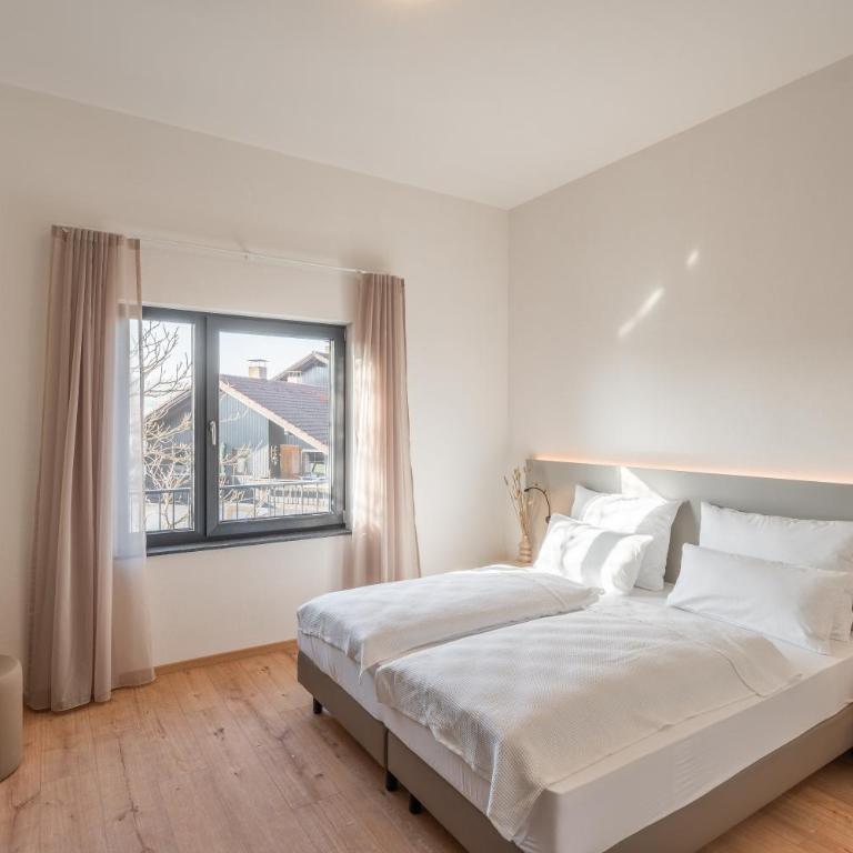 AmRain Boardinghouse - Doppelzimmer mit Gartenblick - 3