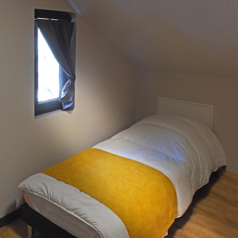 Chez Mimile , au calme , proche centre , wifi - Chalet - 25