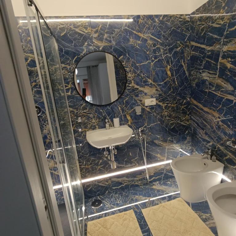 MagicalRoom - Chambre Triple Confort avec Douche - 3