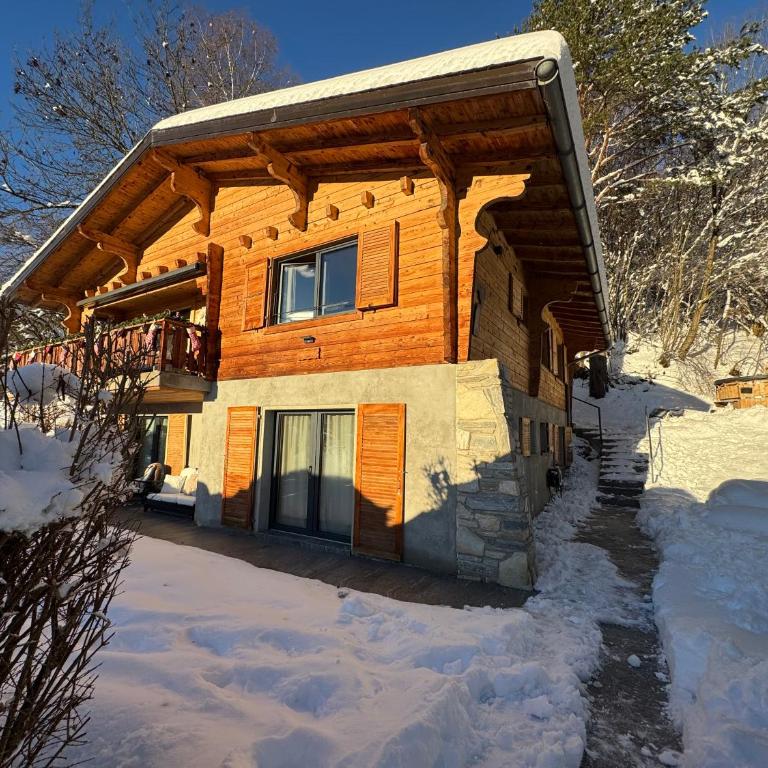 Chalet 7 Luxury Chalet with Cinema room - Chalet - 9