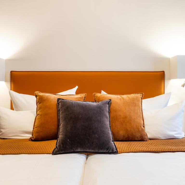 Hotel Goldene Steig - Doppelzimmer mit eigenem Bad - 1