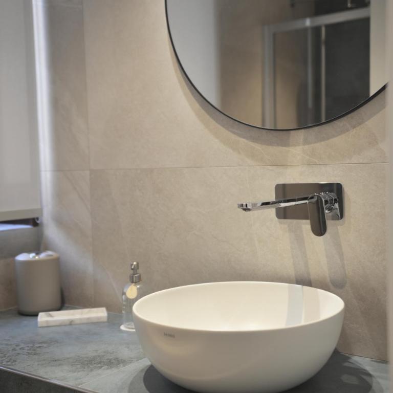 ELLEMENTS - Luxury Rooms - Camera Matrimoniale con Balcone - 15