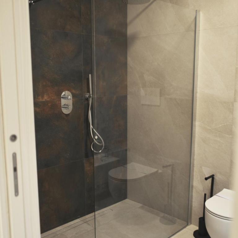 ELLEMENTS - Luxury Rooms - Camera Quadrupla con Balcone - 16