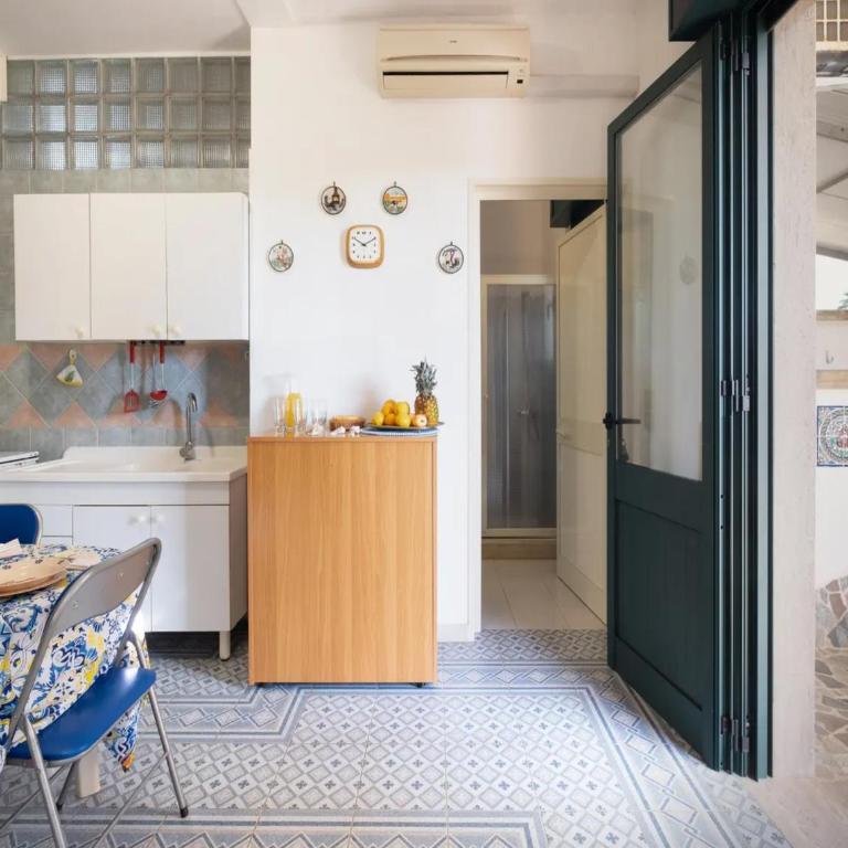 Coral Apartment In Porto Cesareo - Apartment - 11