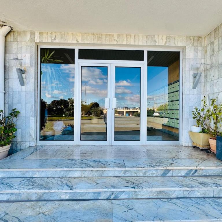 Beautiful Cannes Beachfront Apartment 4 pers - Appartement 2 Chambres - 6