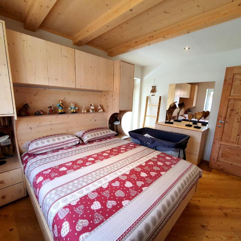 Casa Sandra Moena by Go new Location - Appartamento Deluxe con 2 Camere da Letto e Balcone - 11