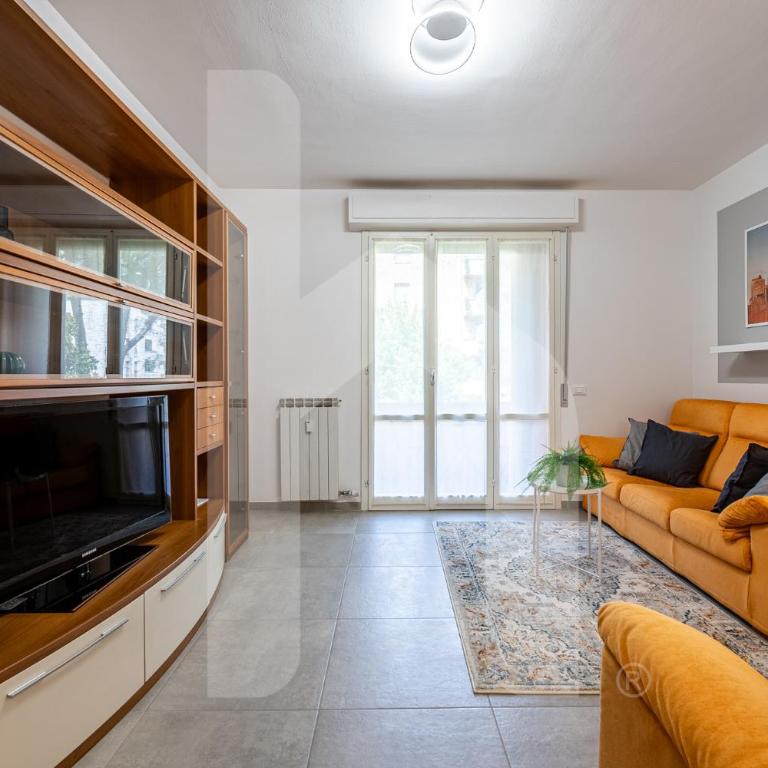 Homiday - New House - Pisa Aeroporto - Free Parking - Appartamento con 2 Camere da Letto - 24