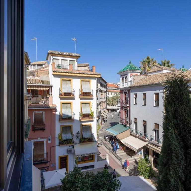 Royal View Suite - Two-Bedroom Apartment - 27