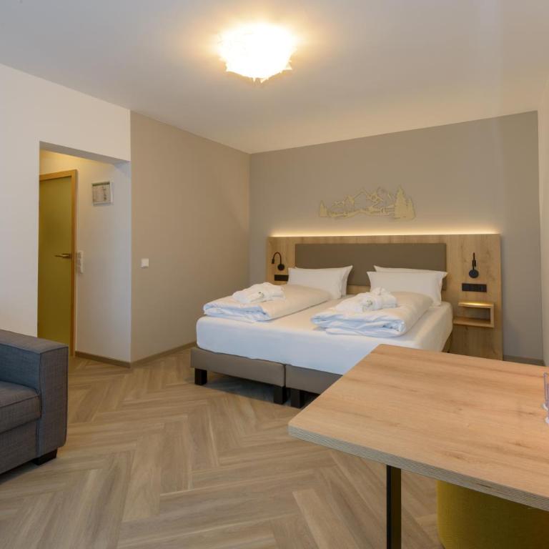 BERGlässig Hotel - Getränke inkl bei Halbpension - Standard Doppelzimmer - 3