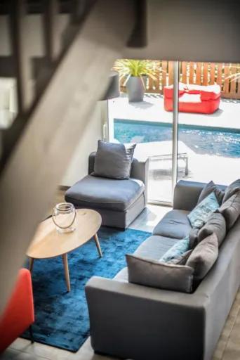 Villa au charme familial avec belle terrasse et piscine chauffée - Three-Bedroom Villa - 11