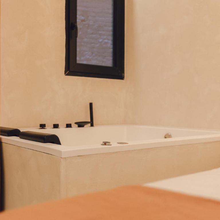Oasis suites ruzafa - One-Bedroom Apartment - 19